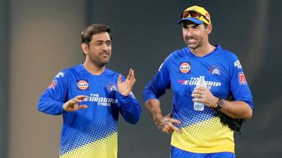 Head coach Stephen Fleming finally reveals reason behind preferring experience over youth in CSK team CSK head coach Stephen Fleming (R) and former captain MS Dhoni in frame