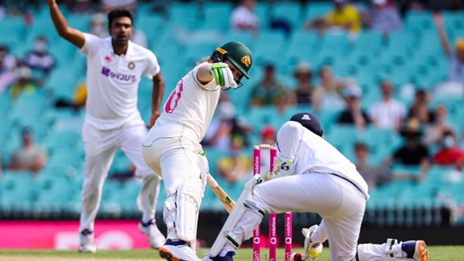 Australia batter who smashed fifty in Sydney Test vs India announces retirement after 'really difficult year' Australia batter who smashed fifty in Sydney Test vs India announces retirement after 'really difficult year'
