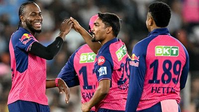 Huge blow for RR, Sanju Samson-led side slapped with hefty fine after losing IPL 2025 tie against GT Rajasthan Royals' Jofra Archer (L) celebrates with teammate after taking the wicket of Gujarat Titans' captain Shubman Gill during the Indian Premier League (IPL)