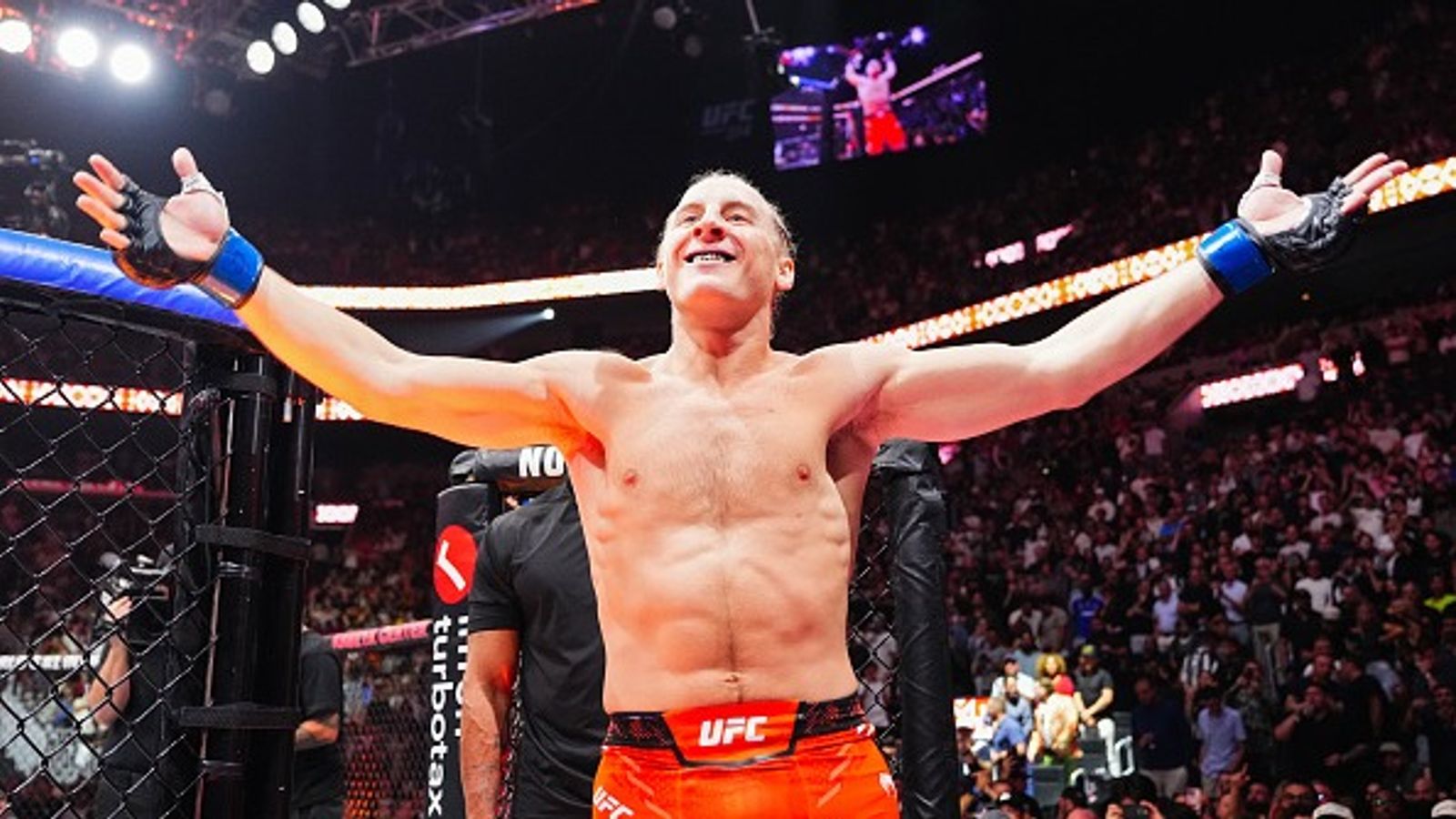 Paddy Pimblett's whopping UFC 314 payout revealed after victory over Michael Chandler Paddy Pimblett's whopping UFC 314 payout revealed after victory over Michael Chandler