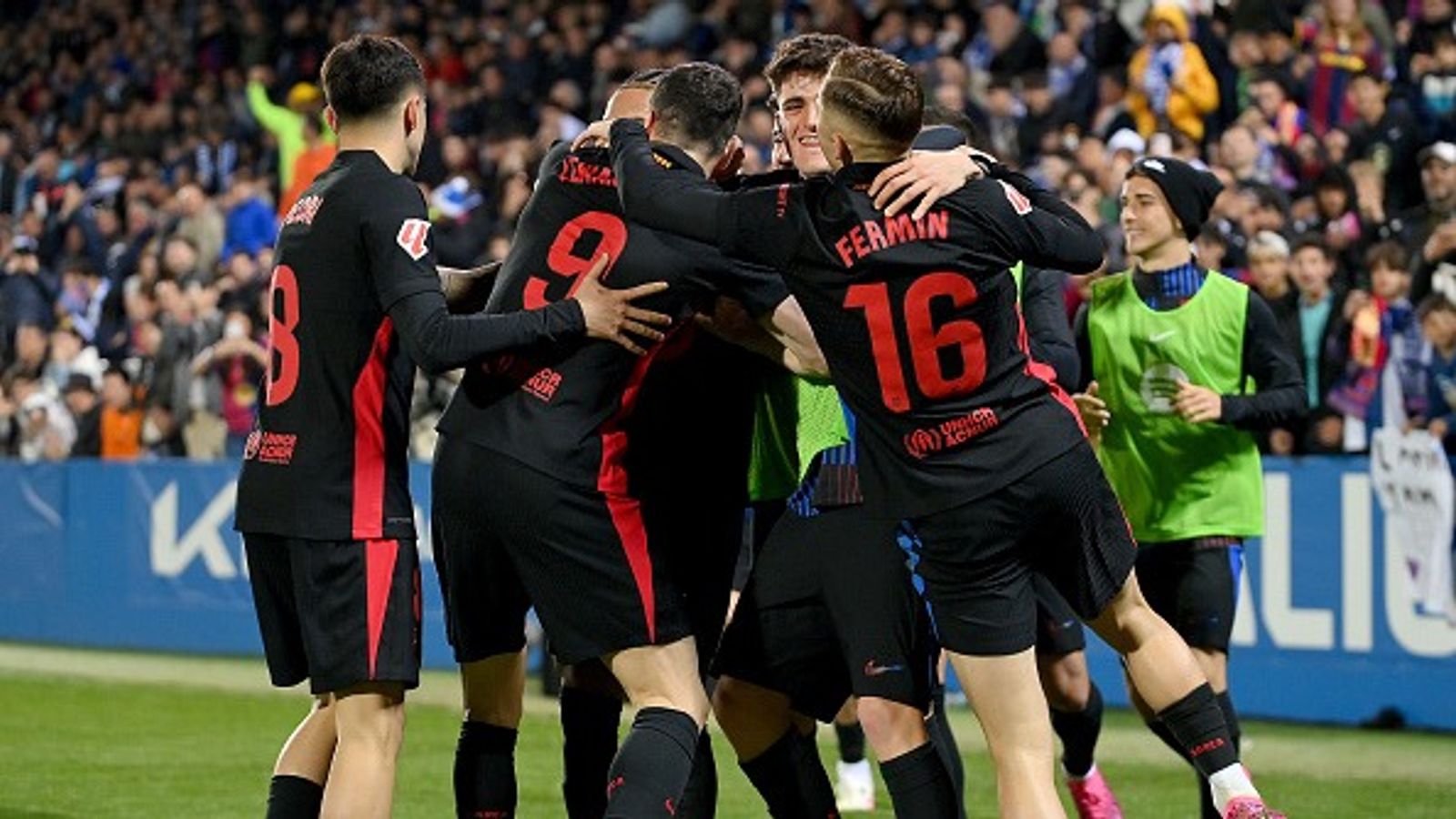 Barcelona vs Dortmund Live Streaming: How to Watch the UEFA Champions League Quarterfinal Game in India, USA, UK, Saudi Arabia, and Australia? FC Barcelona players