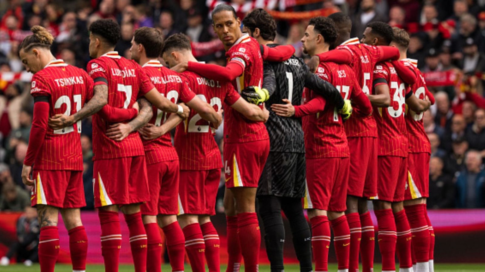 After Mohamed Salah's contract extension, Liverpool secure star defender's services until 2027 with new contract Virgil van Dijk along with Liverpool squad in the frame