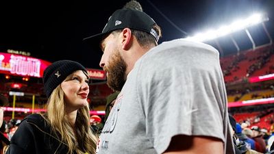 Donna Kelce's Innocent Act Leads the Internet into Believing that Taylor Swift and Travis Kelce are Expecting a Baby Taylor Swift and Travis Kelce