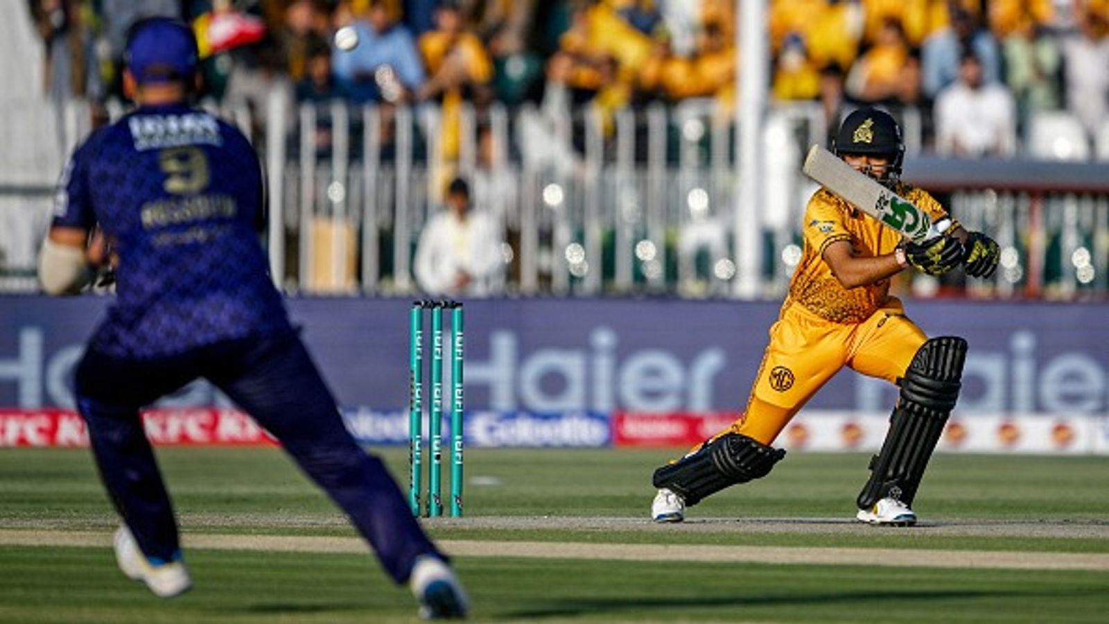 'Either he has an ego issue or...: Pakistan legend Zaheer Abbas slams Babar Azam as star batter's lean patch continues in PSL 2025 Quetta Gladiators' Rilee Rossouw (L) takes a catch to dismiss Peshawar Zalmi's Babar Azam (R) during the Pakistan Super League (PSL) Twenty20 cricket match between Peshawar Zalmi and Quetta Gladiators
