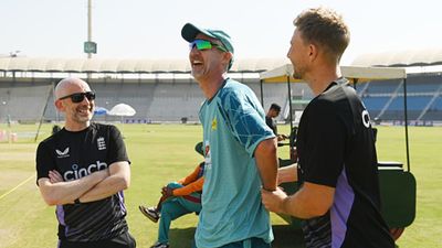 PCB reacts to Jason Gillespie's non-payment accusations, says 'he is the one who owes PCB four months' salary' Jason Gillespie, Joe Root