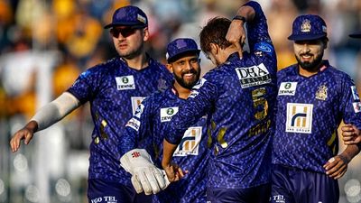 'By next year, I will have the opportunity to play in the IPL': Pakistan's CT-winning star ready to ditch PSL for Indian Premier League Quetta Gladiators' Mohammad Amir (2R) celebrates with teammates during an PSL 2025 match