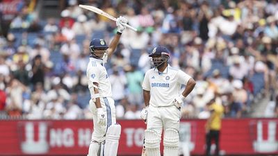 Not Jasprit Bumrah, BCCI to appoint this star as India's vice captain for England Test series India's Yashasvi Jaiswal raises his bat after he reached a half-century (50 runs) next to teammate Rishabh Pant on day five of the fourth cricket Test match between Australia and India at the Melbourne Cricket Ground