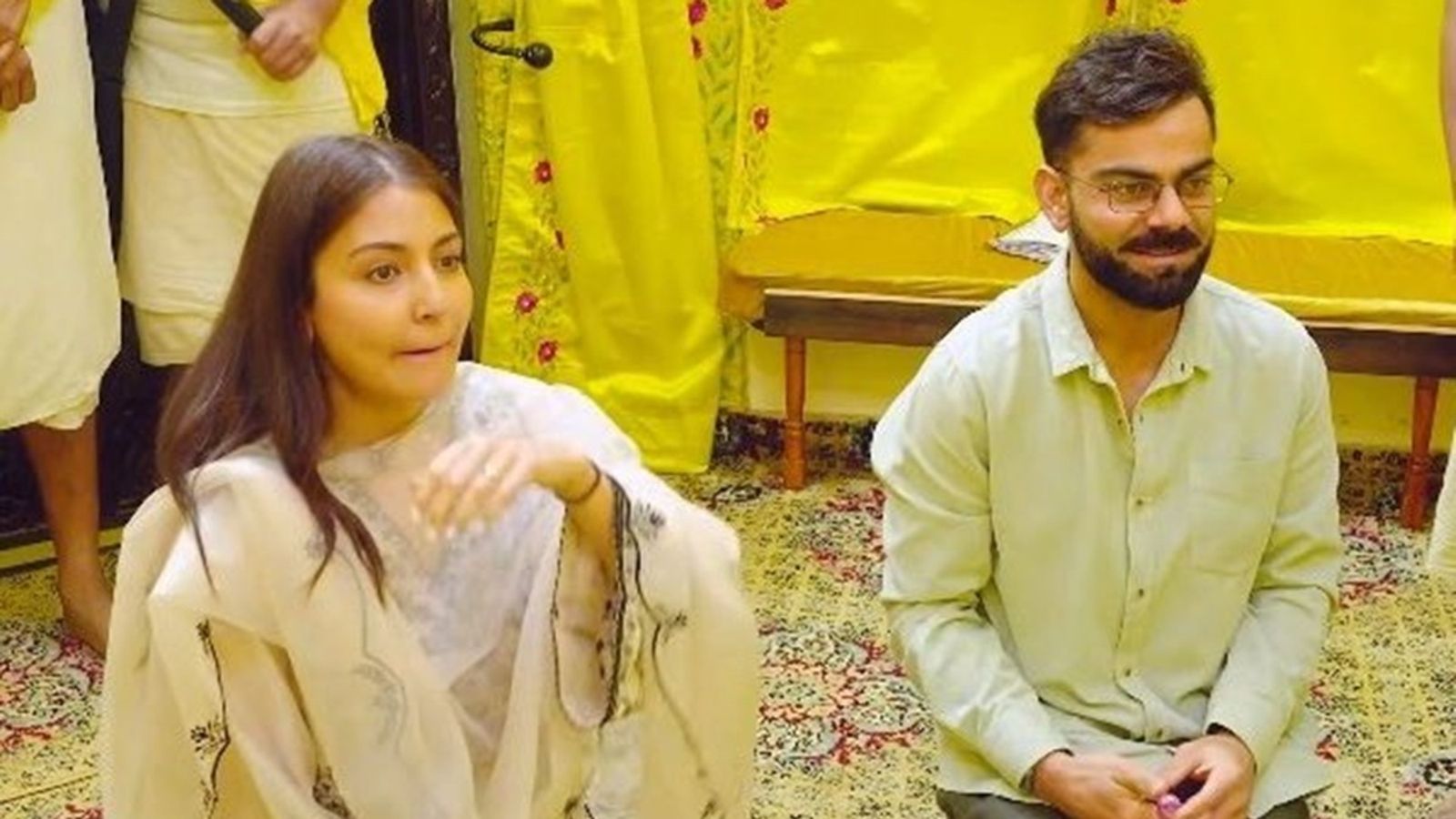 Virat Kohli reaches Vrindavan with Anushka Sharma to visit Premanand Maharaj a day after announcing Test retirement Virat Kohli reaches Vrindavan with Anushka Sharma to visit Premanand Maharaj a day after announcing Test retirement