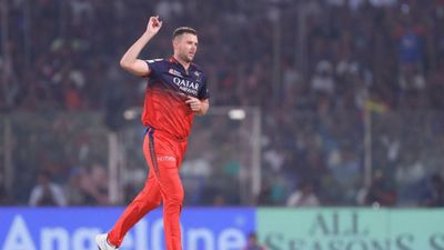 RCB receive major boost, star player set to rejoin squad ahead of IPL 2025 clash against KKR SportsTak