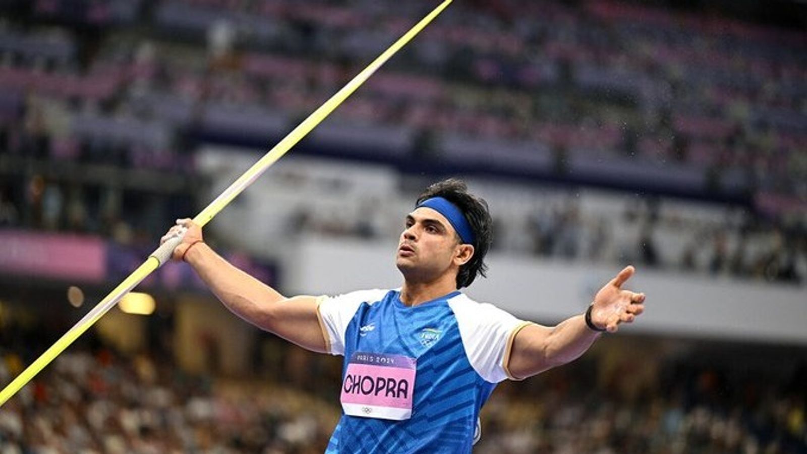 Big News: Neeraj Chopra scripts history, breaches 90m-mark for the first time ever with gigantic throw of 90.23m in Doha Diamond League India's javelin superstar Neeraj Chopra in frame