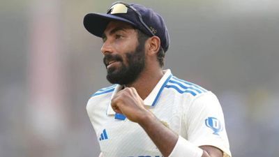 'Don't want Jasprit Bumrah to be made captain...': Ravi Shastri picks his choice for India's next Test skipper SportsTak