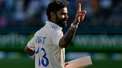 'Sometimes a brain fade can happen...': Ex-India star urges Virat Kohli to make u-turn on Test retirement SportsTak