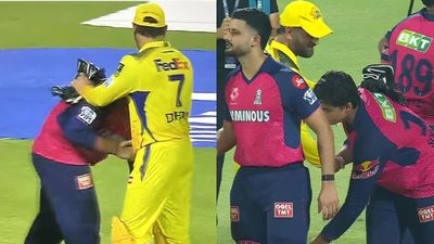 WATCH: Vaibhav Suryavanshi's heartwarming video of touching MS Dhoni's feet goes viral after RR's six-wicket win against CSK Vaibhav Suryavanshi touching MS Dhoni feets