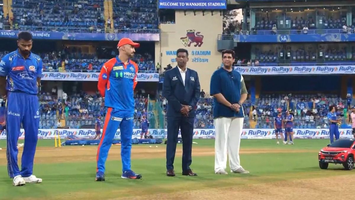 Axar Patel misses out as Delhi Capitals stand-in captain Faf du Plessis opts to bowl against Mumbai Indians: Check playing XIs Hardik Pandya and Axar Patel at toss