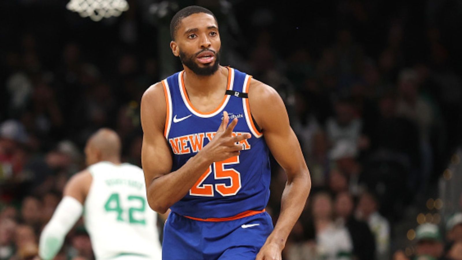 New York Knicks Injury Report: Will Mikal Bridges start in Game 3 against Indiana Pacers? Mikal Bridges in the frame