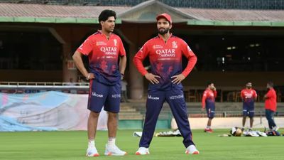 'Punjab ko harake phir Ahmedabad jaana hai mujhe...': RCB star's bold prediction for Qualifier 1 goes viral, watch VIDEO Swastik Chikara and Rajat Patidar