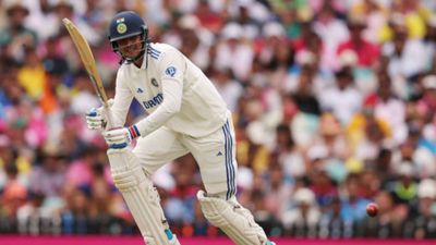 'He needs to perform with the bat...': Ex-India star gives massive reminder to Shubman Gill ahead of England Tests SportsTak
