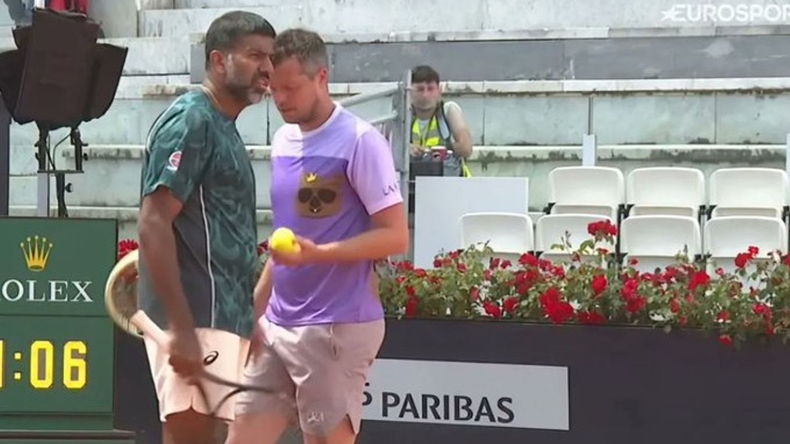 French Open 2025: Rohan Bopanna knocked out as Indo-Czech pair flattened by Finland-British duo in the pre-quarterfinal Indo-Czech pair of Rohan Bopanna (L) and Adam Pavlasek in this frame