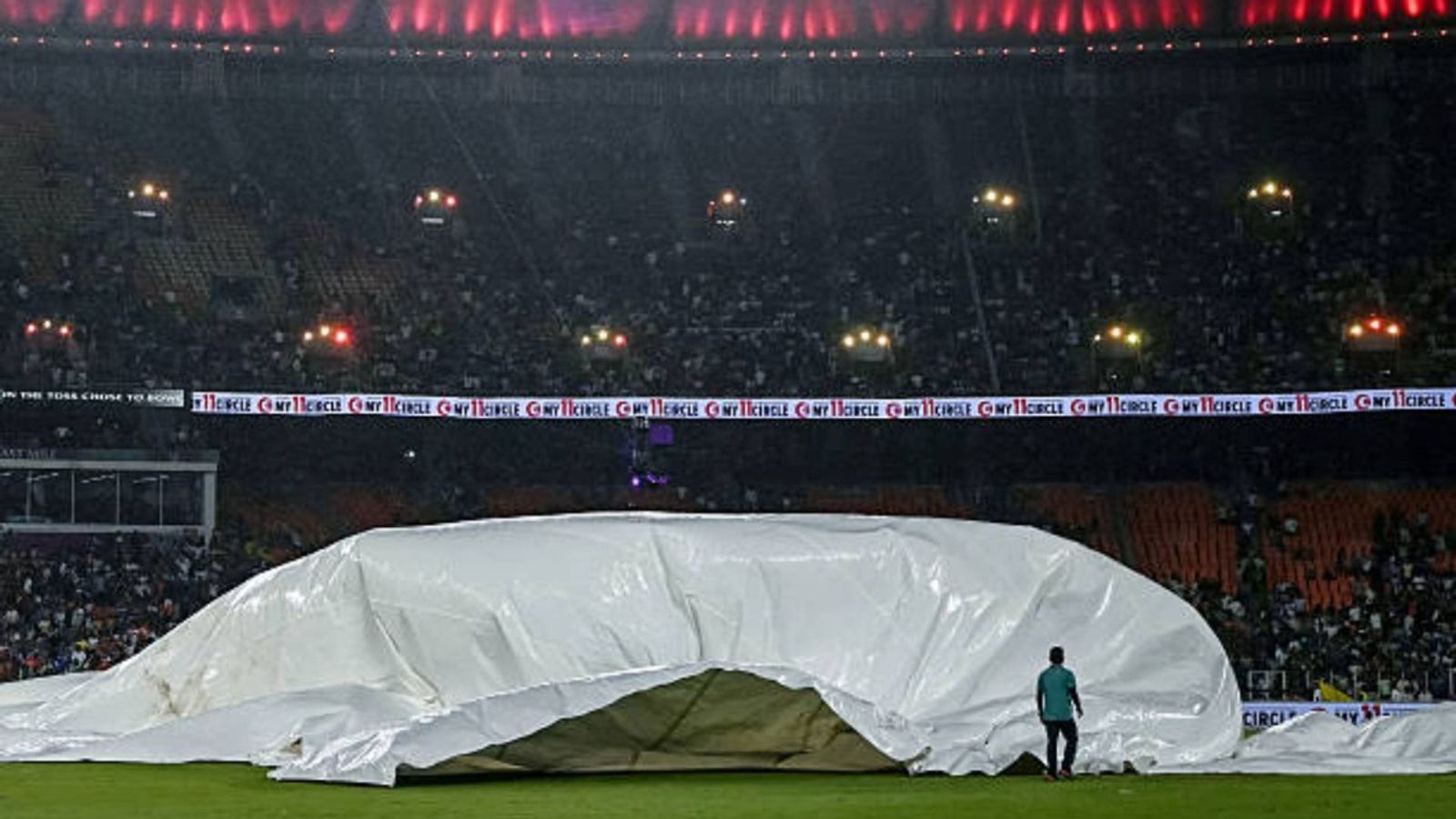 Revealed: Who will go through to the final if PBKS vs MI IPL 2025 Qualifier 2 clash gets washed out? Narendra Modi stadium in this frame