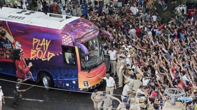 Big news: RCB announces compensation of INR 10 lakh to families of the Chinnaswamy stampede victims, set up special fund for the injured SportsTak