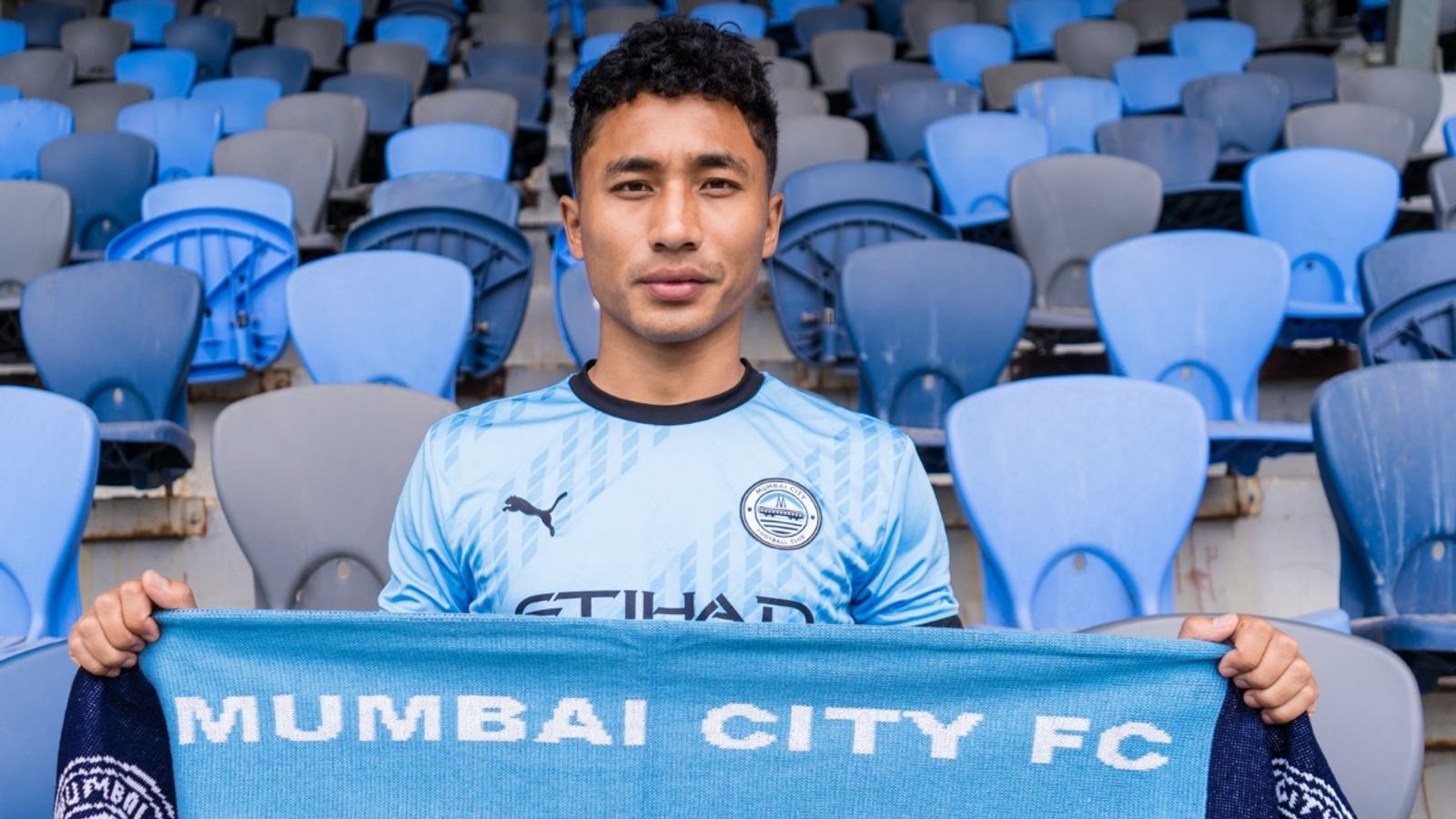 Mumbai City sign Lalnuntluanga Bawitlung ahead of 2025-2026 campaign Mumbai City sign Lalnuntluanga Bawitlung ahead of 2025-2026 campaign
