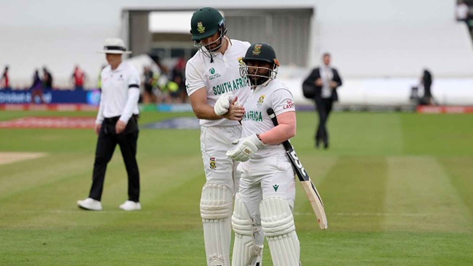 Aiden Markram hails Temba Bavuma's fighting knock despite injury in South Africa's WTC title-winning cause, says 'an innings lot of people will remember' South Africa's Aiden Markram (L) and Temba Bavuma in this frame