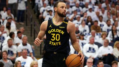 Dell Curry drops massive update on Stephen Curry's retirement talks, says 'He wants to...' SportsTak
