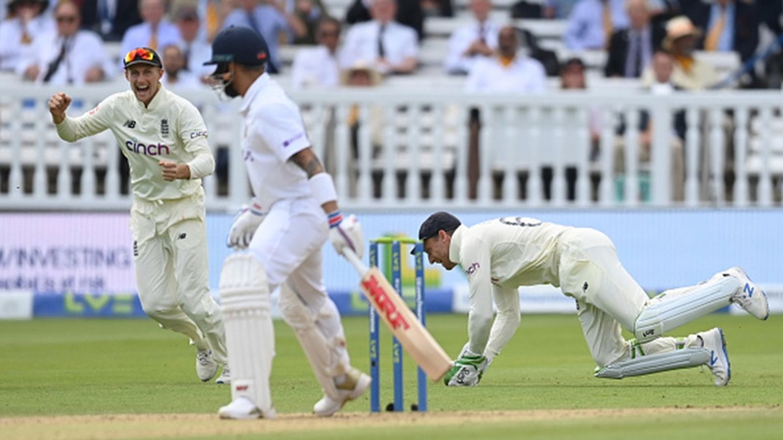 'There's no breathing space unless you make a...': Joe Root on Virat Kohli's struggles outside off stump 'There's no breathing space unless you make a...': Joe Root on Virat Kohli's struggles outside off stump