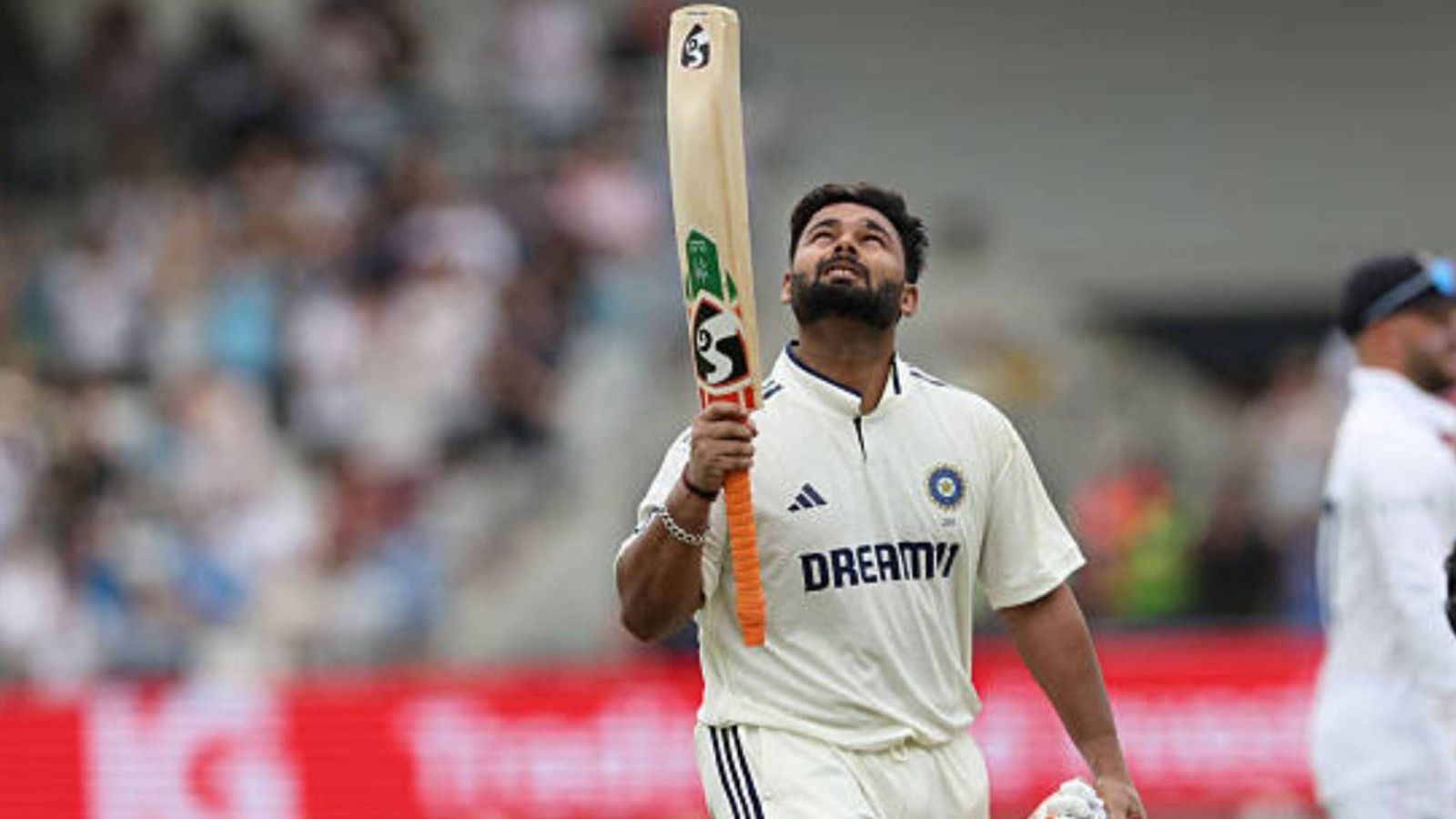 IND vs ENG: Rishabh Pant scores back-to-back centuries in Headingley Test, becomes only the seventh Indian player to achieve this rare feat Rishabh Pant in this frame
