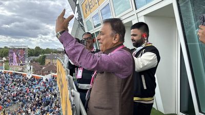 'I was looking to do the backstand...': Sunil Gavaskar makes stunning revelation following Rishabh Pant's ton on Day 4 of Headingley Test SportsTak