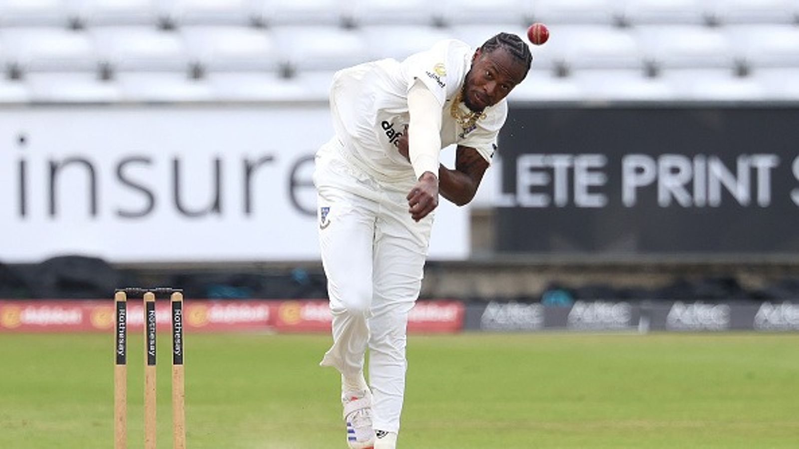 'You don't have to change a winning side': Former England star explains why Ben Stokes-led side should feature without Jofra Archer in 2nd Test vs India Jofra Archer of Sussex bowls during day three of the Rothesay County Championship match between Durham Cricket and Sussex at the Banks Homes Riverside in Chester le Street, United Kingdom, on June 24, 2025.