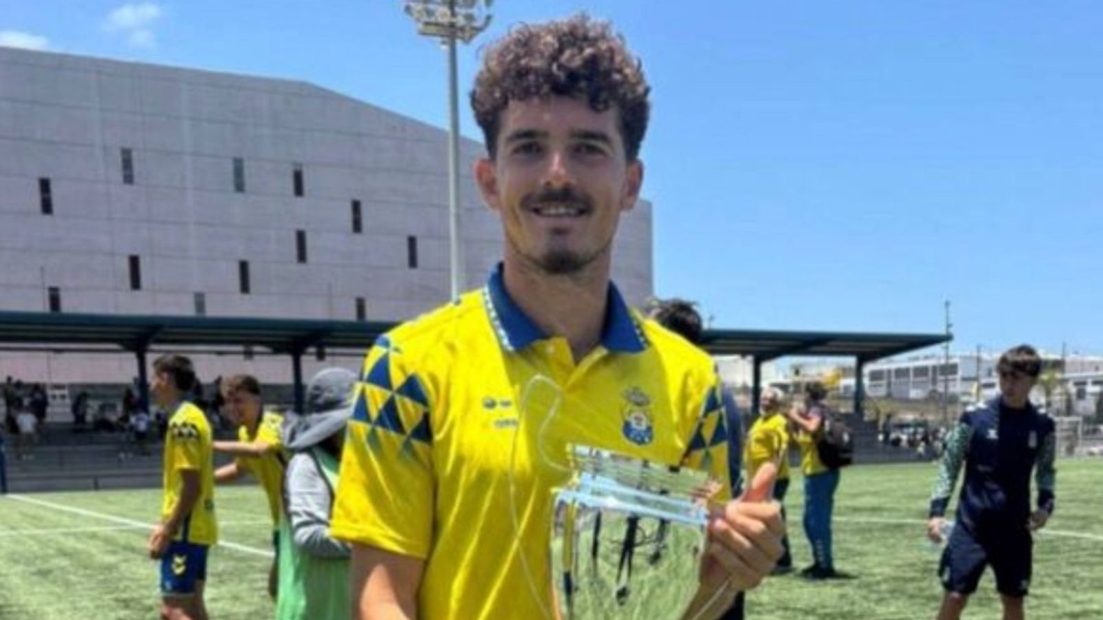 Promising UD Las Palmas defender dies after devastating car crash Zeben Ramos in the frame