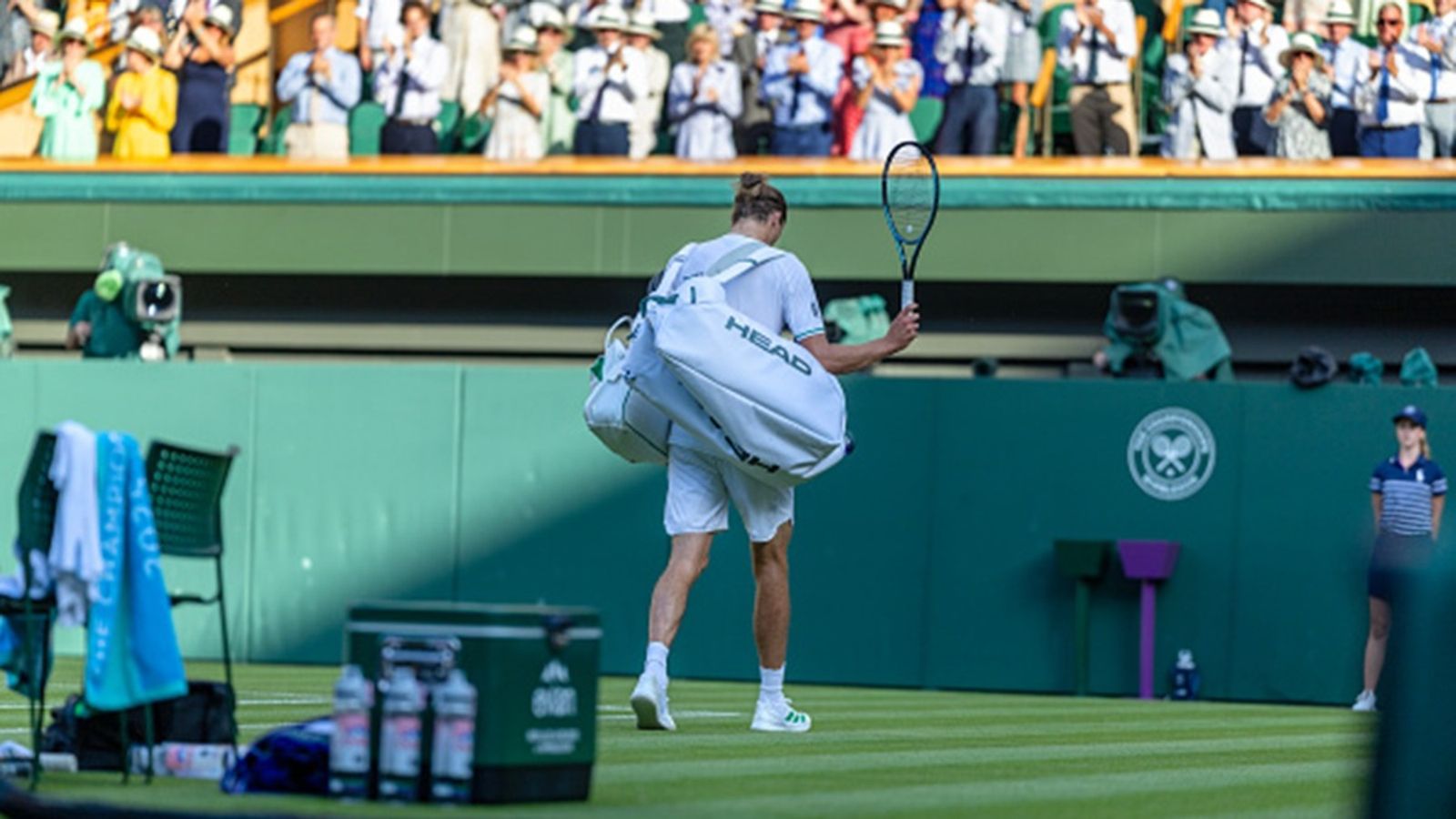 'I feel very alone out there': After Round 1 exit at Wimbledon 2025, world no. 3 Alexander Zverev speaks about mental health struggles, being open about therapy Alexander Zverev of Germany leaves the court after his five-set loss to Arthur Rinderknech of France in the first round of the on Centre Court during the Wimbledon Lawn Tennis Championships on July 1st, 2025, in London, England.