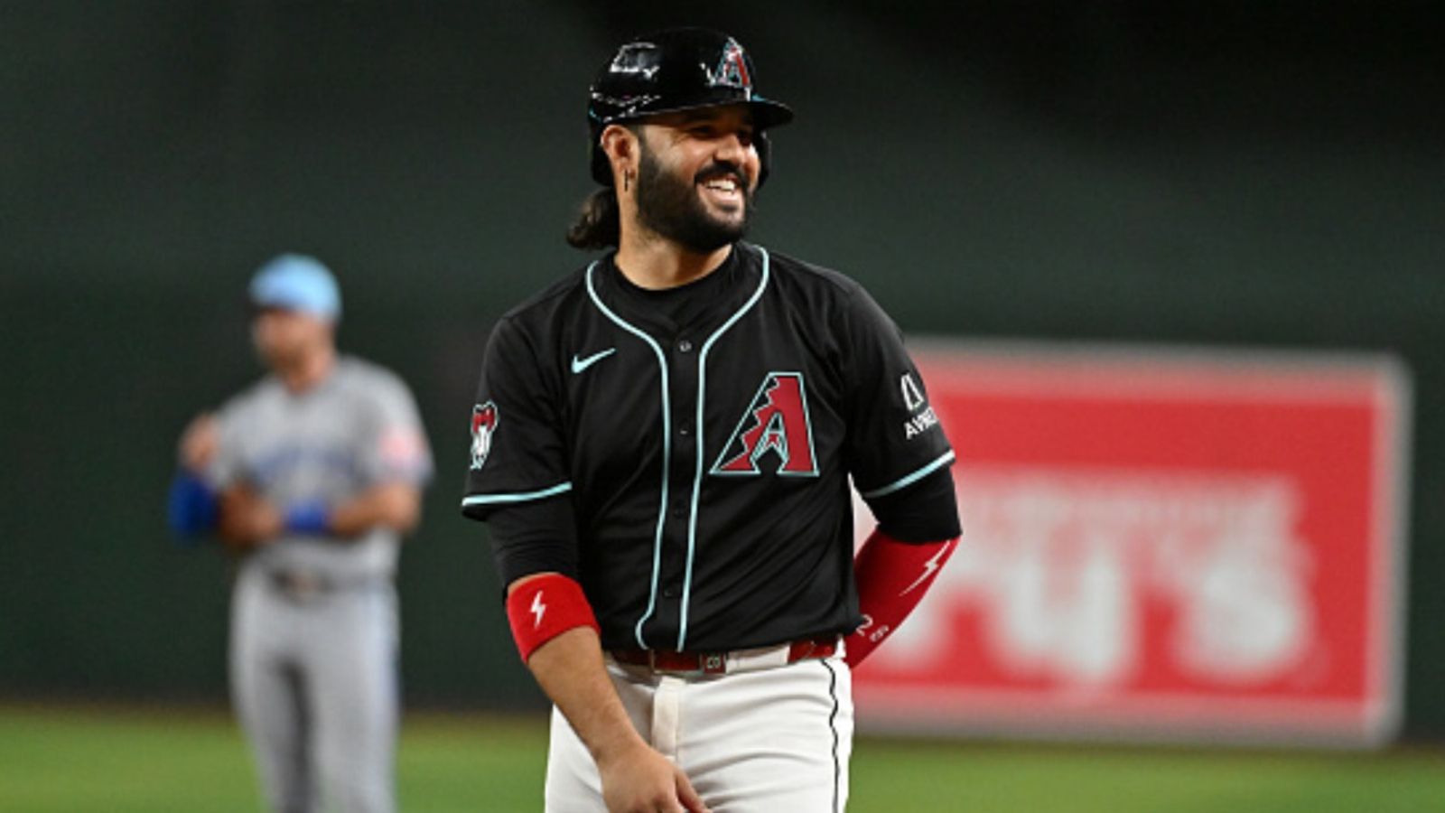 Tại sao New York Yankees có thể nhắm đến Eugenio Suarez của Arizona Diamondbacks vào thời điểm chót? - SportsTak