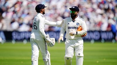 'Rishabh Pant should share his match fees with Dhruv Jurel': Former India star's special request to India vice-captain goes viral India's Rishabh Pant leaves the field after injuring his finger and is replaced by Dhruv Jurel during day one of the Third Rothesay Men's Test at Lord's, London. Picture date: Thursday July 10, 2025.