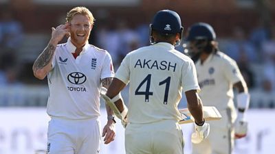 'We are sitting pretty....': India star remains 'positive' despite the team losing 4 wickets in final session SportsTak