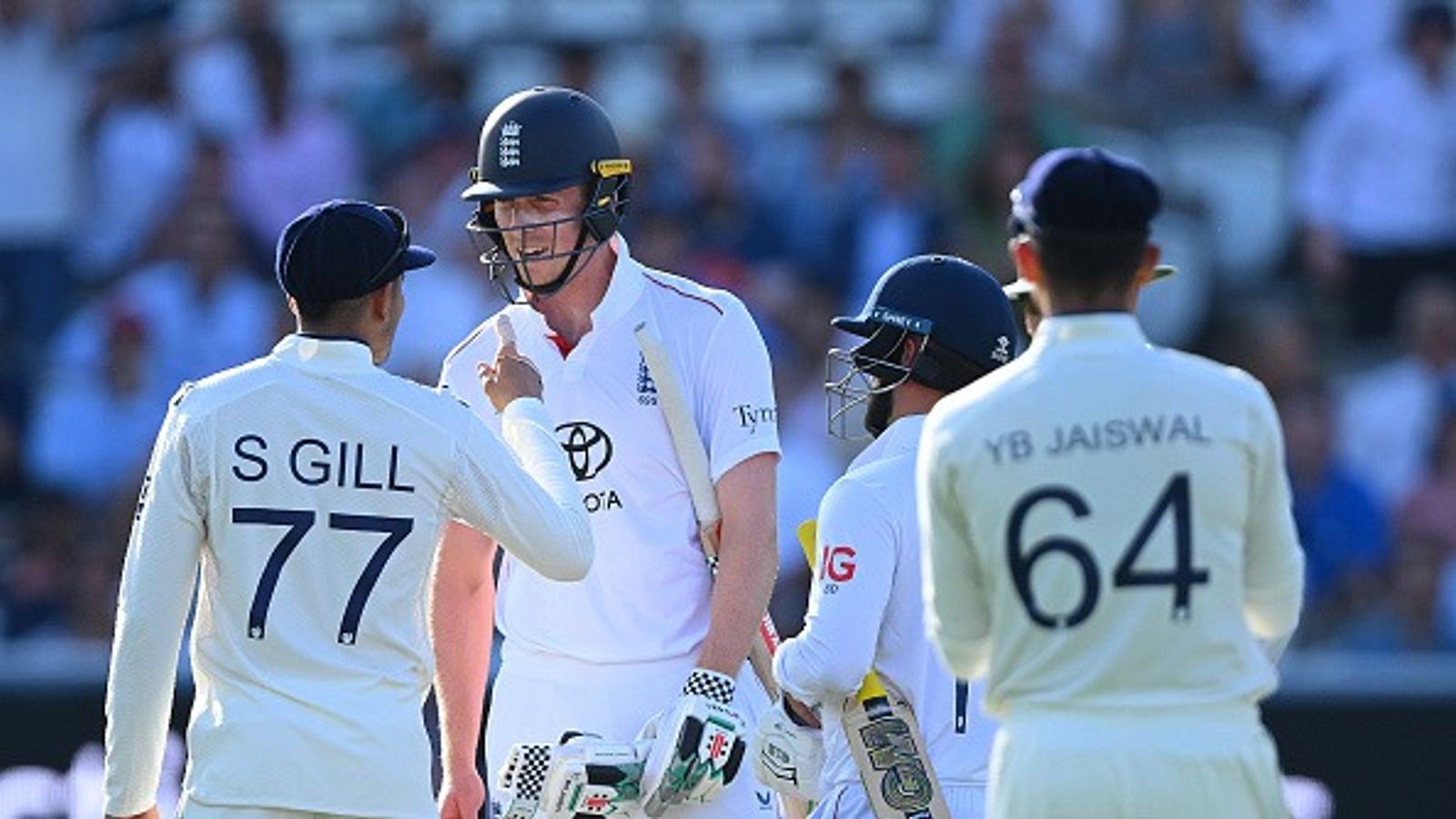 'It is wise to stick to the...': Virat Kohli's former RCB teammate indirectly blames Shubman Gill for India's narrow win in Lord's Test Zak Crawley of England exchanges opinions with Shubman Gill of India during Day Three of the 3rd Rothesay Test Match between England and India at Lord's Cricket Ground on July 12, 2025 in London, England.