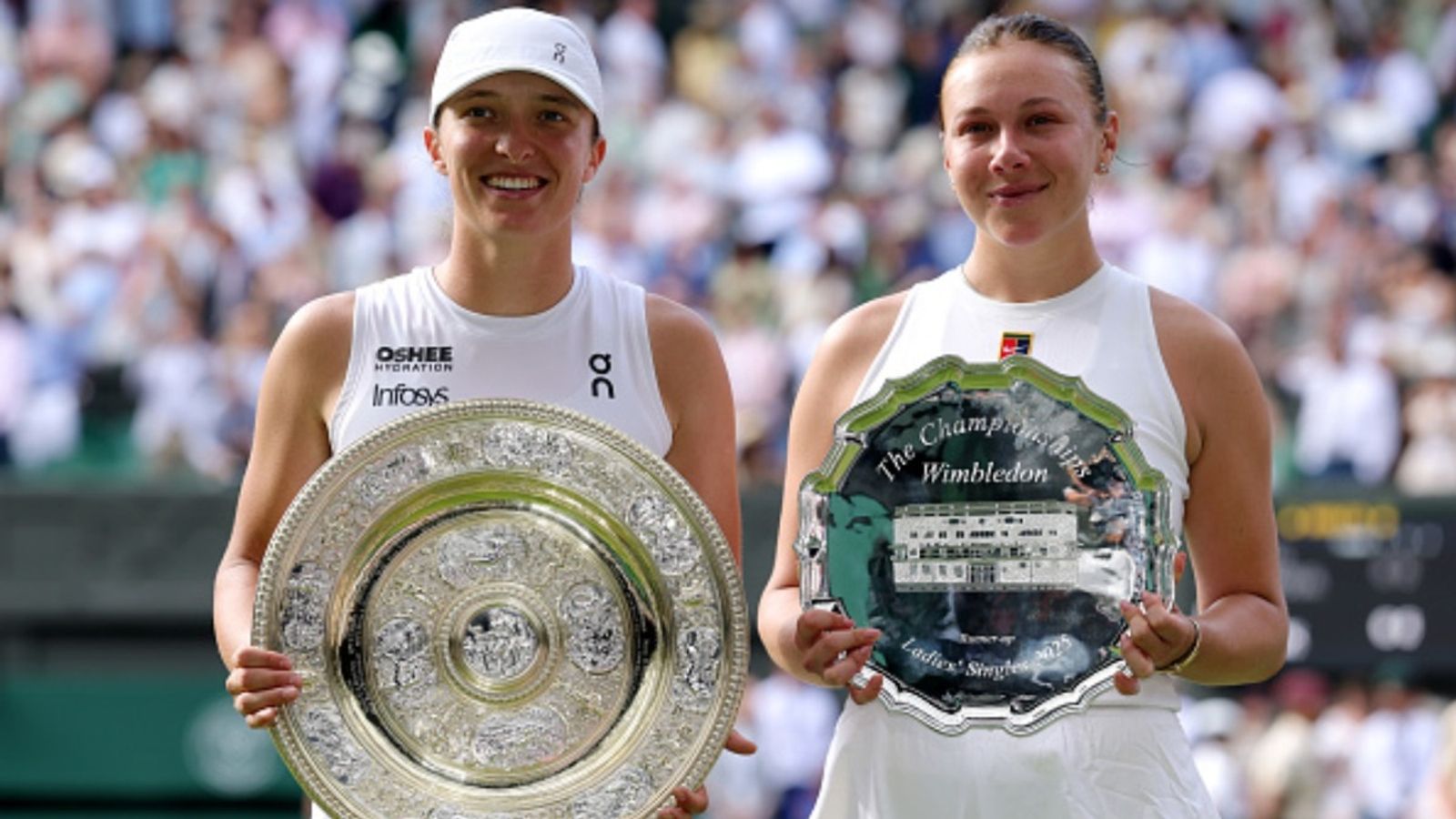 Iga Swiatek responds to whether she considered giving a game to Amanda Anisimova during Wimbledon final Iga Swiatek responds to whether she considered giving a game to Amanda Anisimova during Wimbledon final