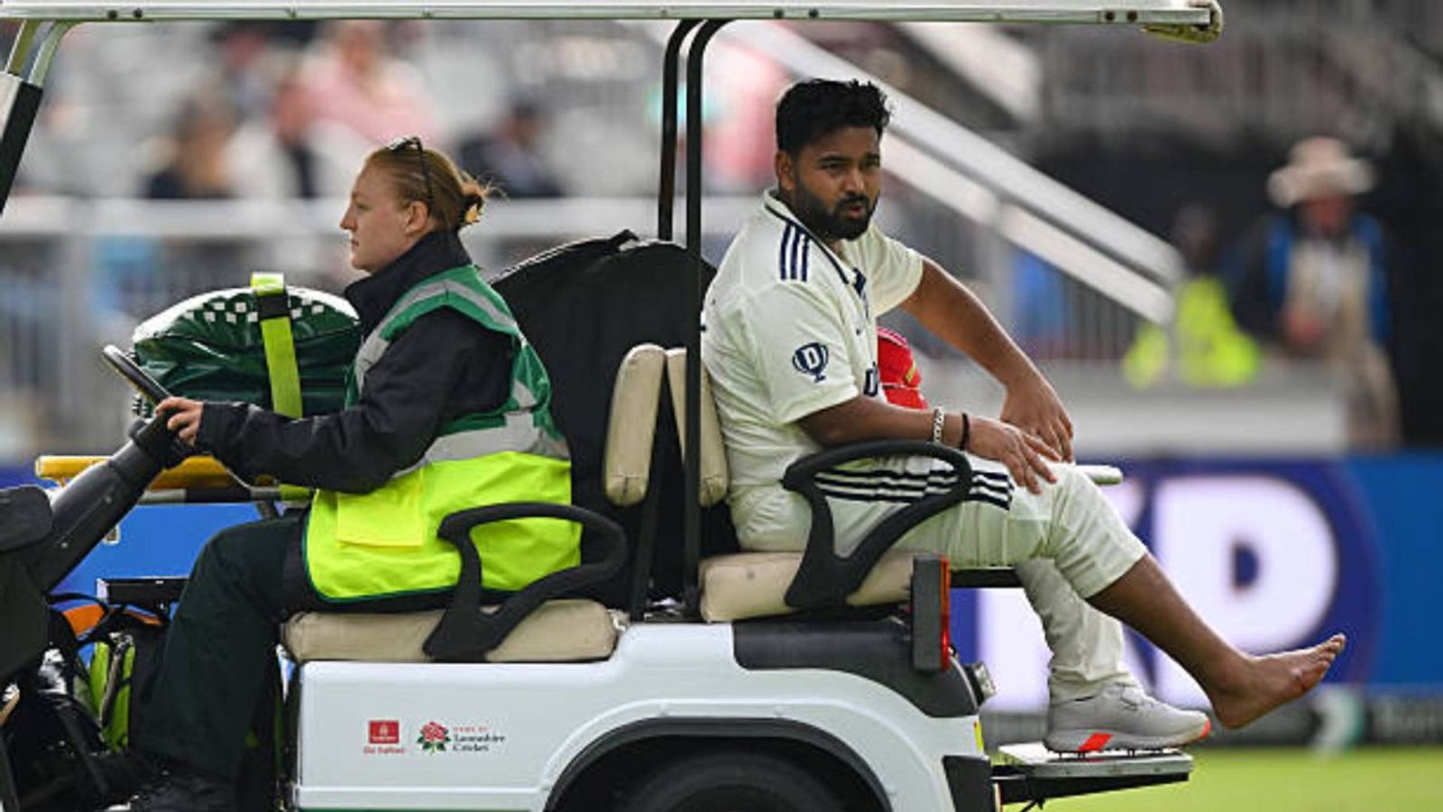'He was hit on his...': BCCI provides massive update on Rishabh Pant's injury ahead of Day 2 of Manchester Test Rishabh Pant of India leaves the field in considerable pain after suffering a foot injury during Day One of the 4th Rothesay Test Match between England and India at Emirates Old Trafford