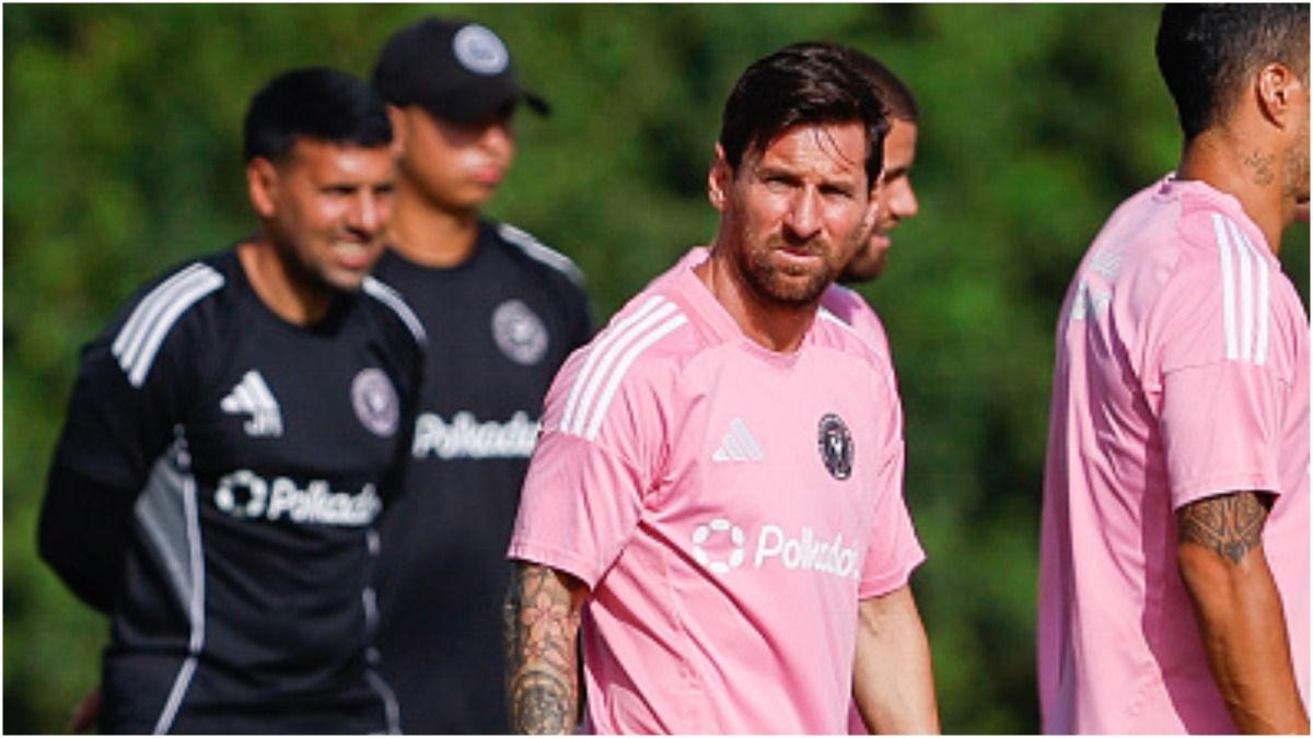 Lionel Messi in the frame.