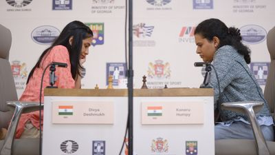 Divya Deshmukh's World Cup title - A testament to India's massive strength in Chess 𝐃𝐢𝐯𝐲𝐚 𝐃𝐞𝐬𝐡𝐦𝐮𝐤𝐡 𝐝𝐞𝐟𝐞𝐚𝐭𝐬 𝐇𝐮𝐦𝐩𝐲 𝐊𝐨𝐧𝐞𝐫𝐮 𝐭𝐨 𝐰𝐢𝐧 𝐭𝐡𝐞 𝟐𝟎𝟐𝟓 𝐅𝐈𝐃𝐄 𝐖𝐨𝐦𝐞𝐧'𝐬 𝐖𝐨𝐫𝐥𝐝 𝐂𝐮𝐩
