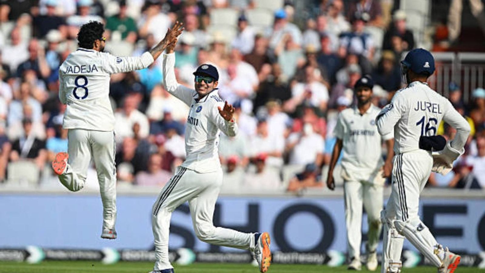 India to hand debut to 26-year-old pacer in fifth Test against England? Report makes massive claim Ravindra Jadeja of India celebrates with Shubman Gill after dismissing Joe Root of England, stumped by Dhruv Jurel of India, during Day Three of the 4th Rothesay Test Match between England and India at Emirates Old Trafford