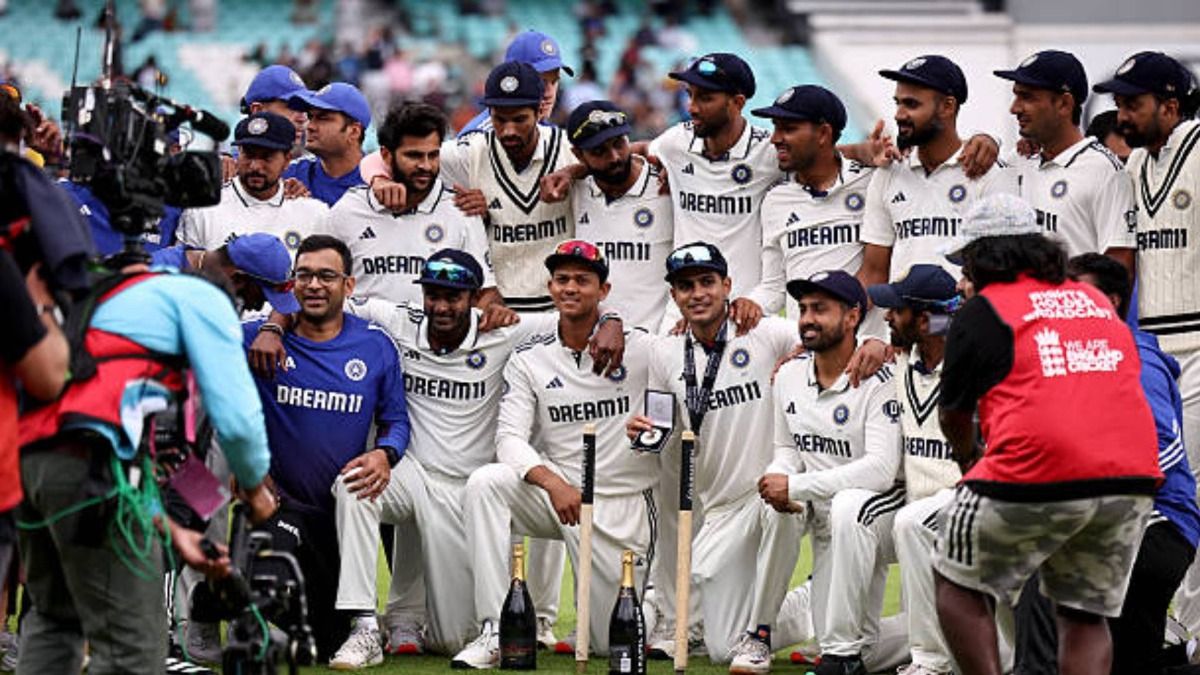 ndia's captain Shubman Gill (3R front) poses with teammates after winning the final Test cricket match between England and India at The Oval in London