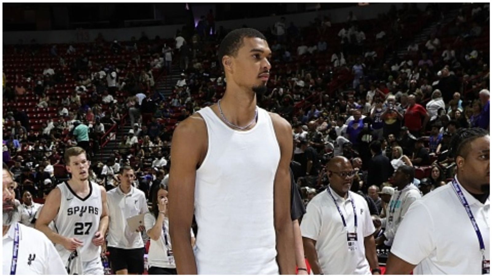 Tyreek Hill left awestruck after meeting Victor Wembanyama for the first time, says 'your body is not real' Tyreek Hill left awestruck after meeting Victor Wembanyama for the first time, says 'your body is not real'