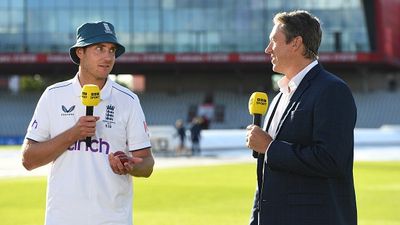 Stuart Broad reacts to Glenn McGrath's explosive '5-0' Ashes prediction, says 'it's August!! At least..' Former England's ace pacer Stuart Broad (L) and Australia's bowling great Glenn McGrath in frame