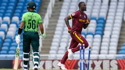 Chase, Seales shine as West Indies end losing streak in ODIs, hand Pakistan 5-wicket defeat in rain-curtailed counter to level series 1-1 Jayden Seales, Babar Azam