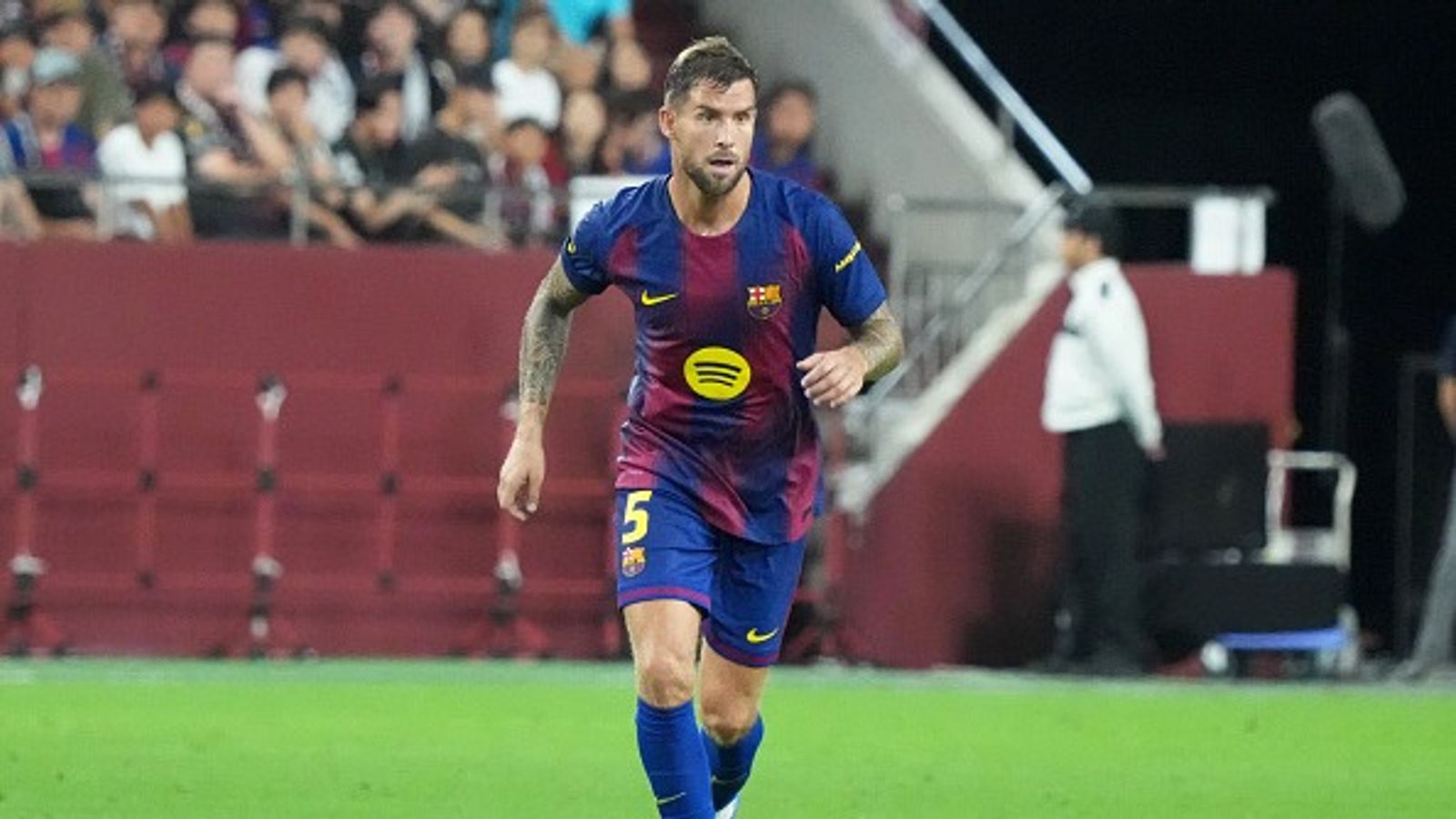 Inigo Martinez opens up on decision to join Cristiano Ronaldo's Al-Nassr, says 'it's hard to say no' Iñigo Martínez in the frame.