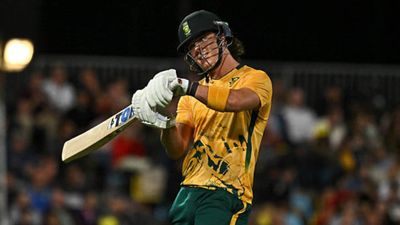WATCH: Dewald Brevis hits Aaron Hardie for hat-trick of no-look sixes in 3rd Australia-South Africa T20I SportsTak
