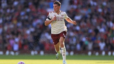 Arsenal legend Freddie Ljungberg gives verdict on Viktor Gyokers' 'tough' debut vs Manchester United, says 'this is the Premier League, not Portuguese league' SportsTak