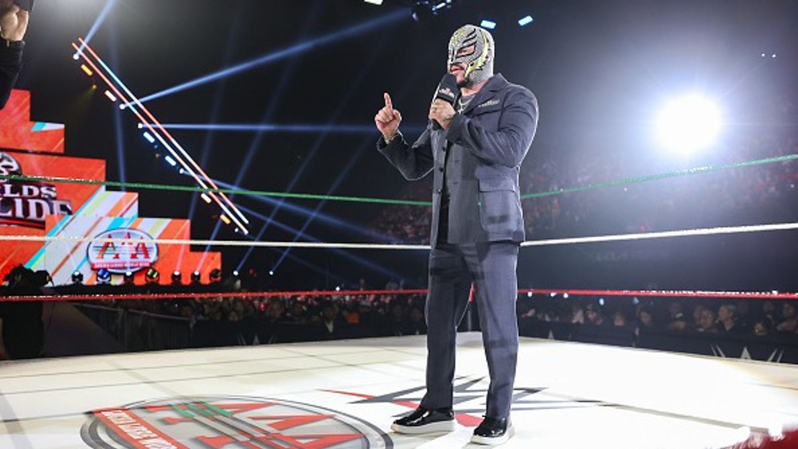 WWE icon Natalya seen backstage with Rey Mysterio's family, Dominik Mysterio was also present Rey Mysterio